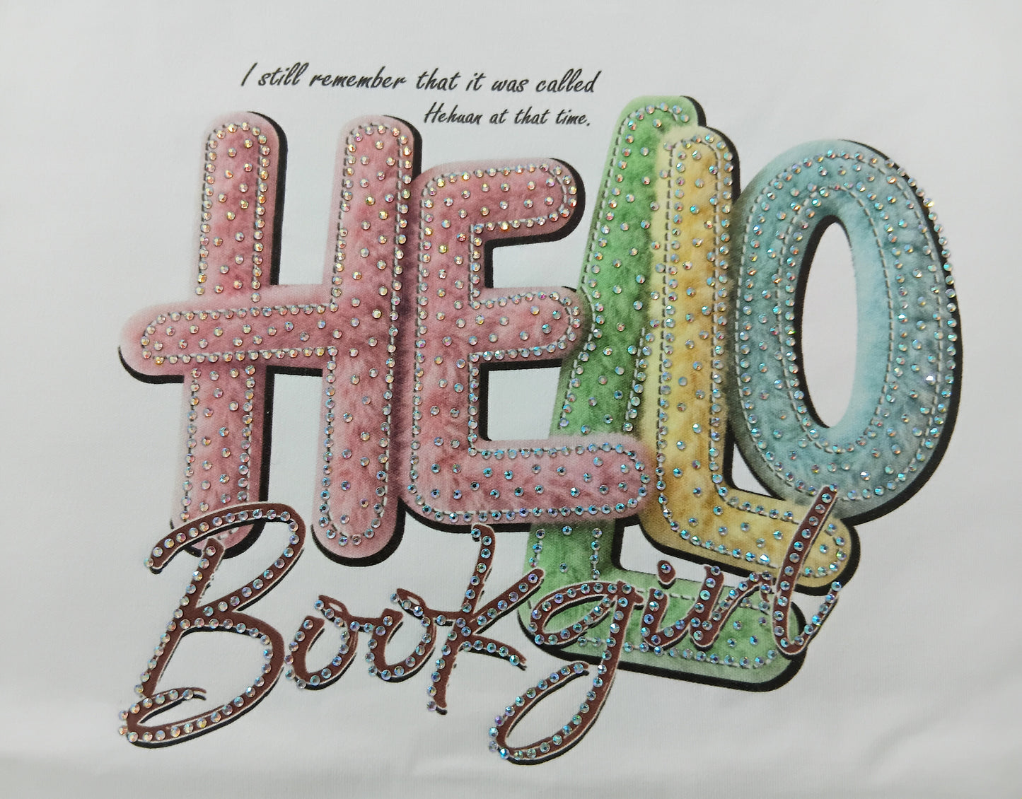 Graphic "Hello" - Casual T-Shirt